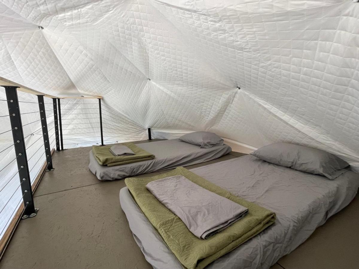 Canyon Rim Domes - A Luxury Glamping Experience!! Монтичелло Экстерьер фото