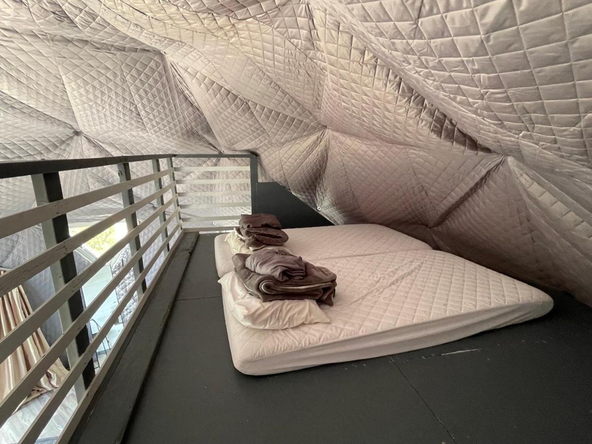 Canyon Rim Domes - A Luxury Glamping Experience!! Монтичелло Экстерьер фото